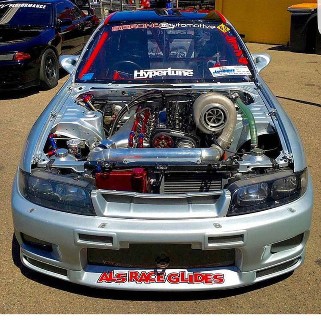BIG TURBO Nissan Skylines in one badass Compilation! Turbo and Stance