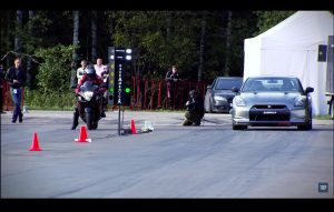 R35 GT-R vs Hayabusa