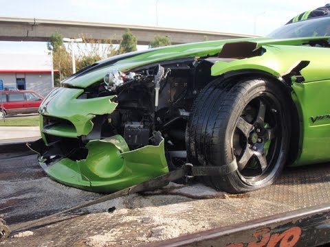Dodge Viper GTS Crash