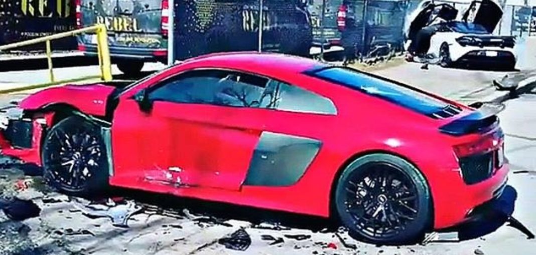 Mclaren 720s crashes into Audi R8