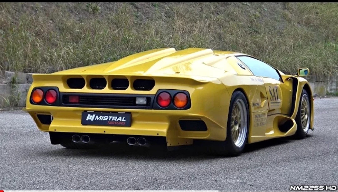 UltraRARE Diablo GT1 Stradale Start Up, Revs & Overview