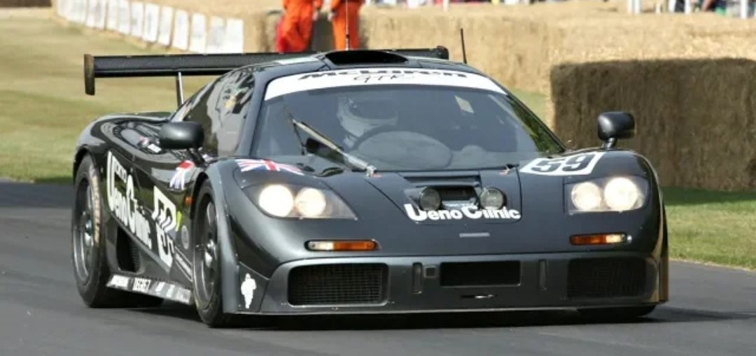 1995 McLaren F1 GTR with Open Exhaust