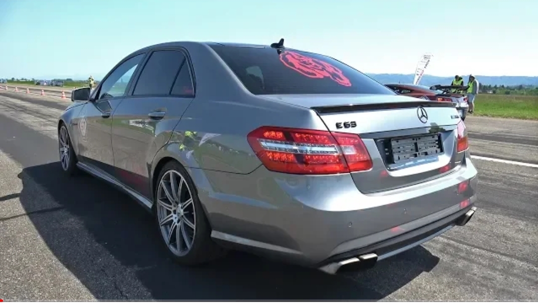 912hp Mercedes Benz E63 Amg Gorilla Racing Vs Porsche 911