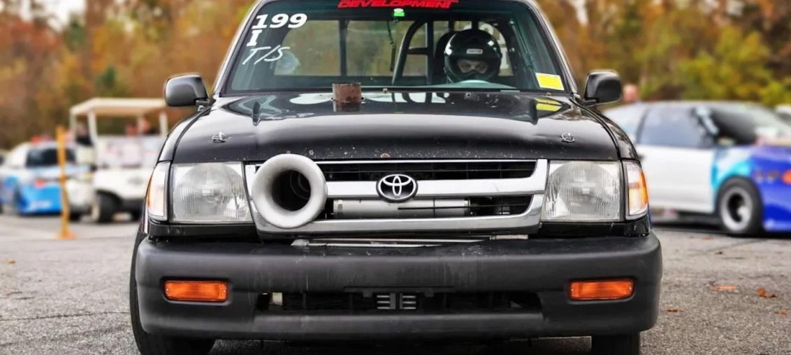 Big turbo Trucks drag racing