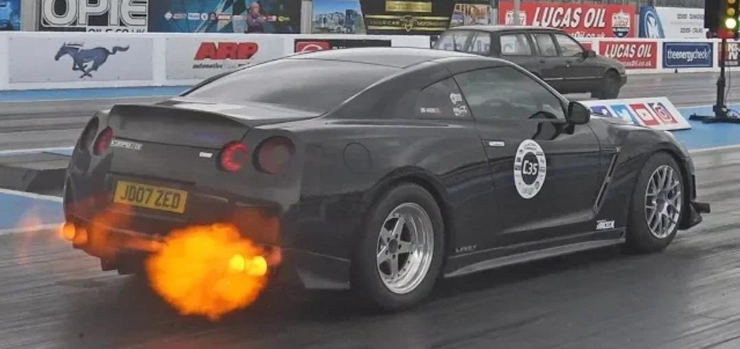 Nissan GT-R Blows Transmission