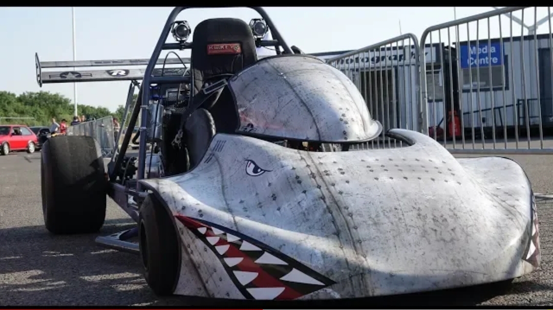 UK DRAG KARTS Bike Engined INSANE Karts On Nitrous Turbo and Stance