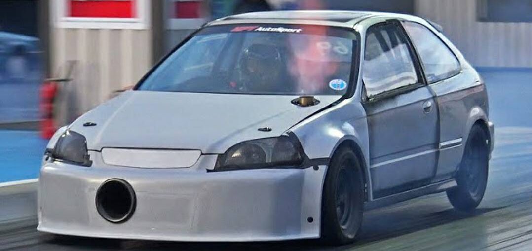 Honda Civic Drag Racing