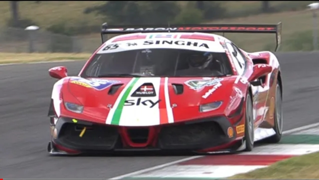 Ferrari 488 Challenge EVO