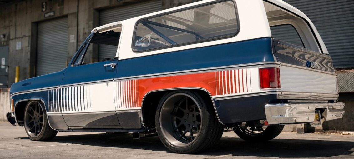 600HP supercharged 1973 Chevrolet Blazer race truck driving on track